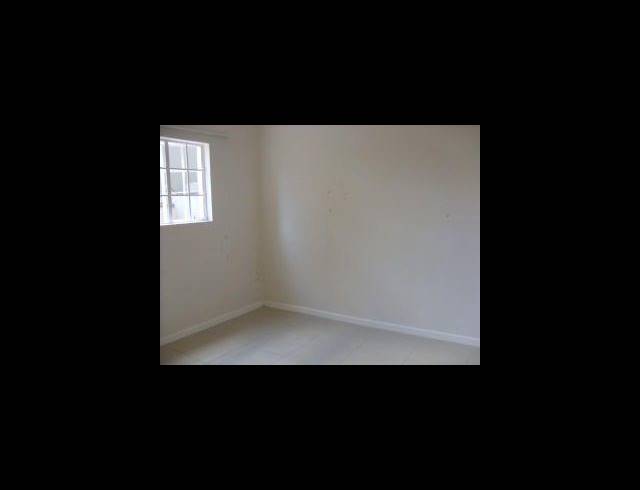1 BEDROOM APARTMENT TO LET IN PRESTBURY